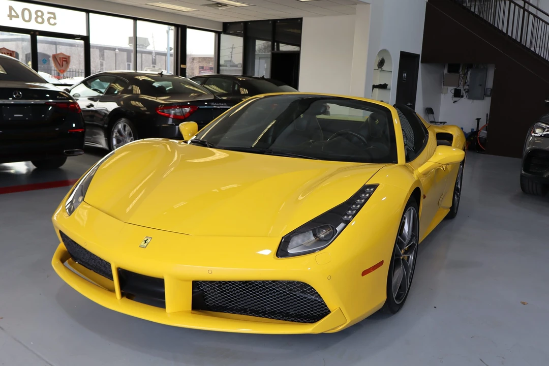 2017 Ferrari 488 Spider - Image 2 of 31
