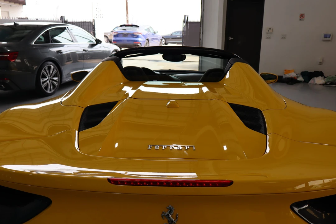 2017 Ferrari 488 Spider - Image 26 of 31