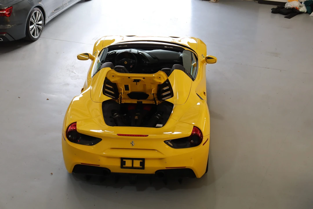 2017 Ferrari 488 Spider - Image 15 of 31