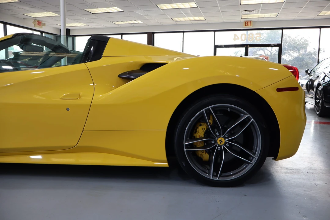 2017 Ferrari 488 Spider - Image 30 of 31
