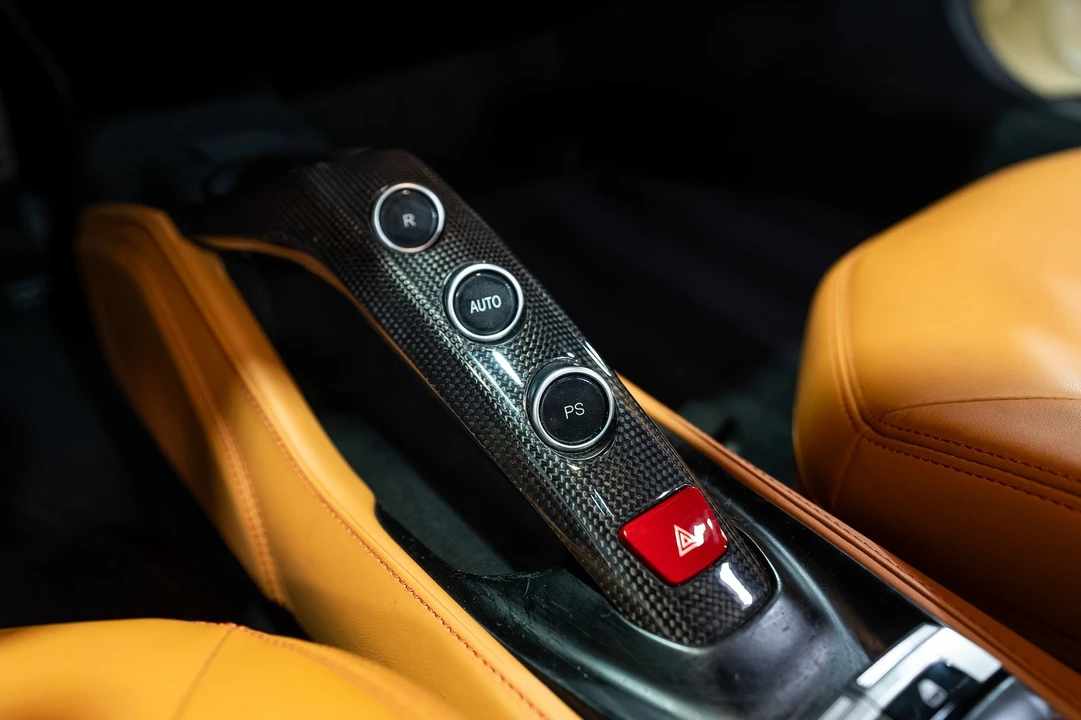2017 Ferrari 488 - Image 27 of 31