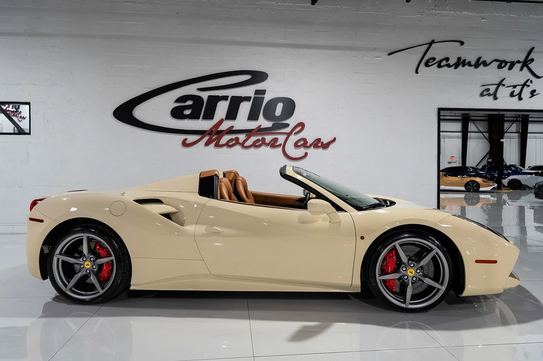 2017 Ferrari 488 - Image 8 of 31