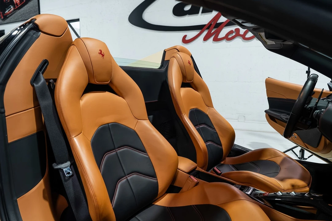 2017 Ferrari 488 - Image 20 of 31