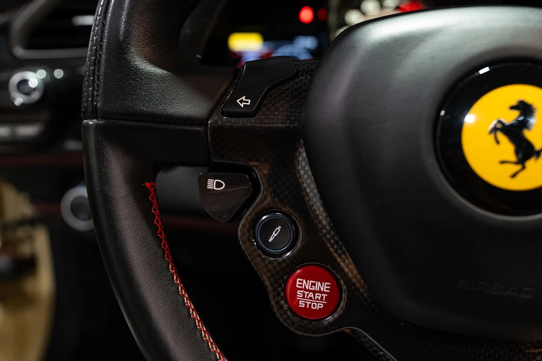 2017 Ferrari 488 - Image 23 of 31