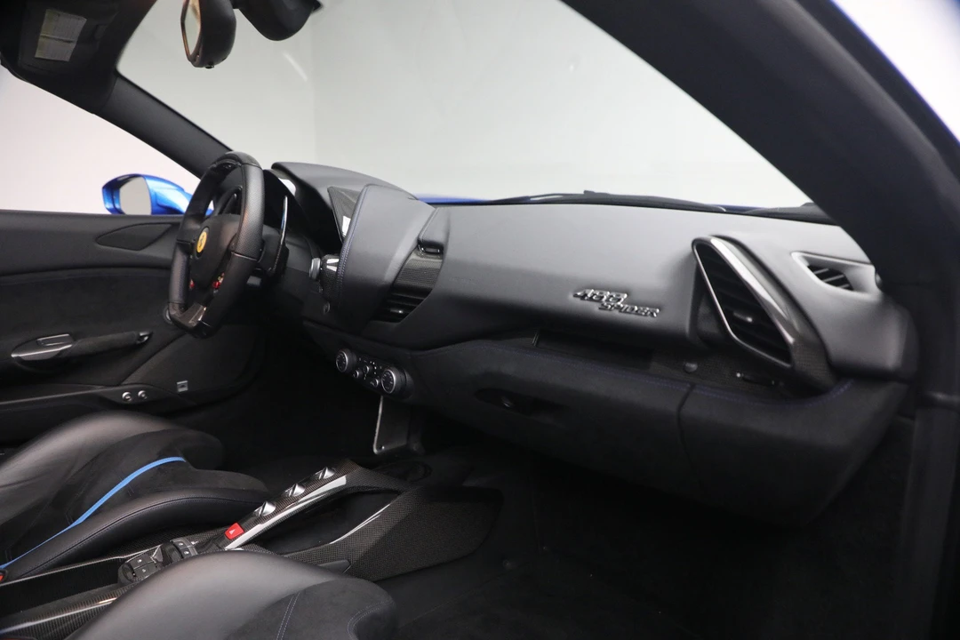 2017 Ferrari 488 Spider - Image 19 of 31