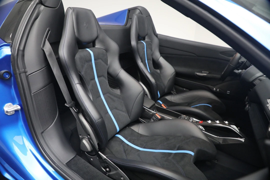 2017 Ferrari 488 Spider - Image 18 of 31
