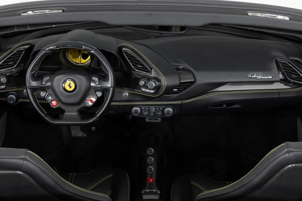 2017 Ferrari 488 Spider - Image 21 of 31