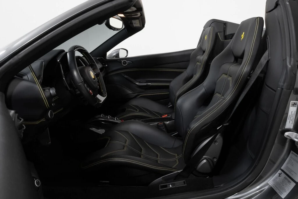 2017 Ferrari 488 Spider - Image 28 of 31