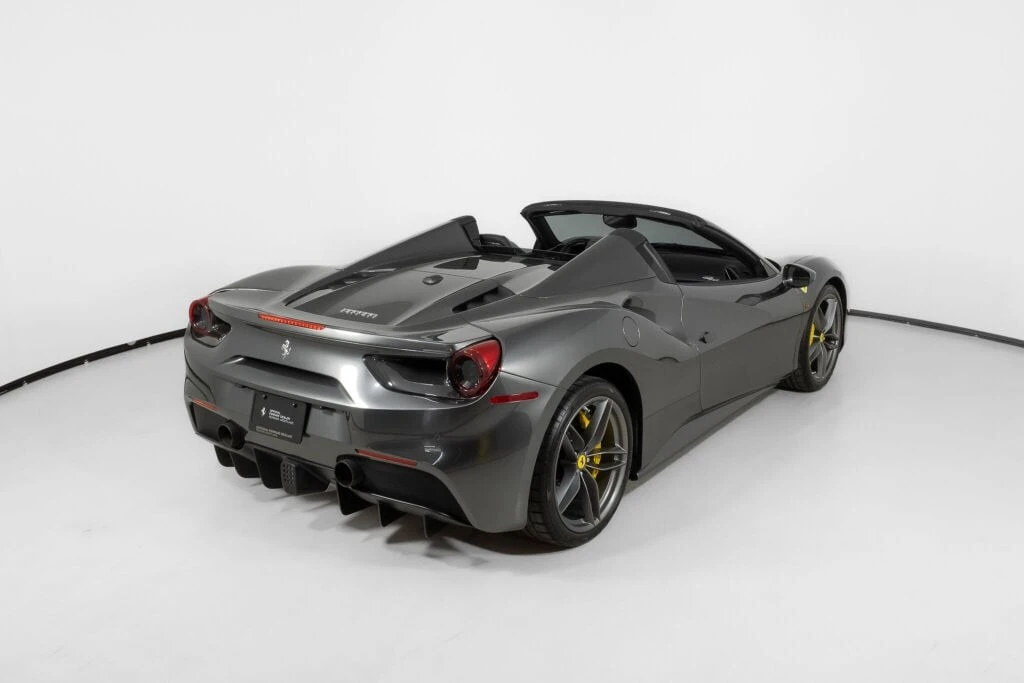 2017 Ferrari 488 Spider - Image 9 of 31