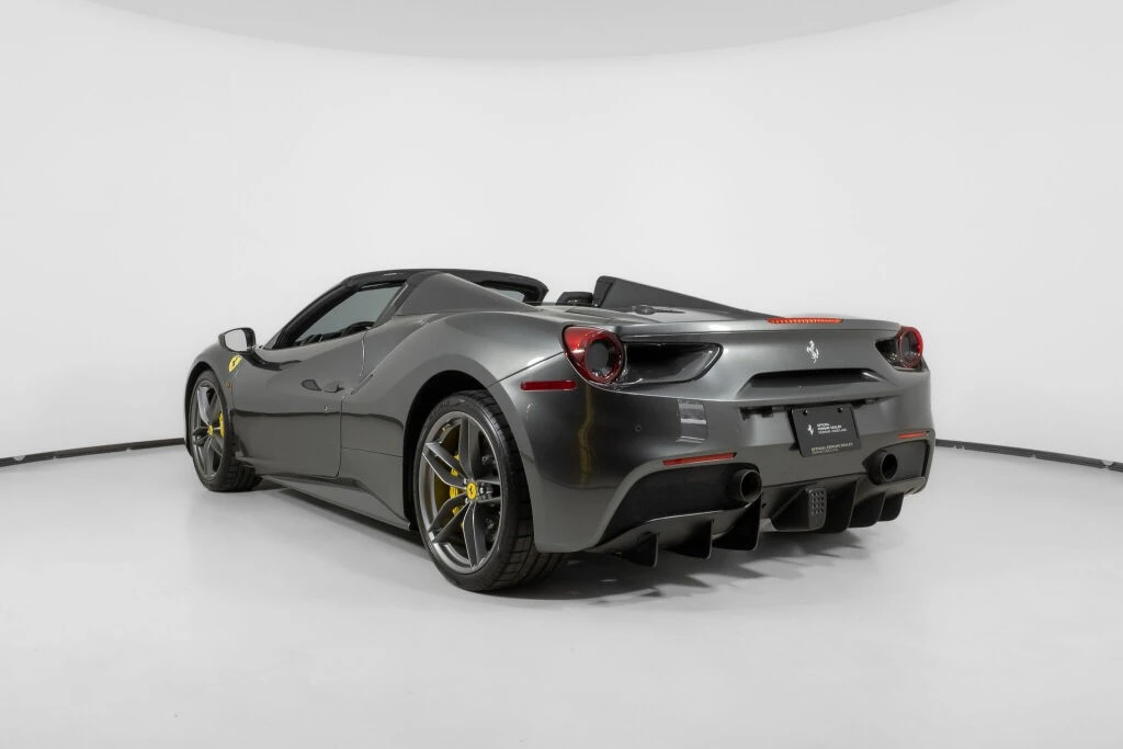 2017 Ferrari 488 Spider - Image 4 of 31