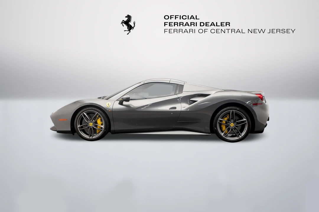 2017 Ferrari 488 Spider - Image 12 of 31