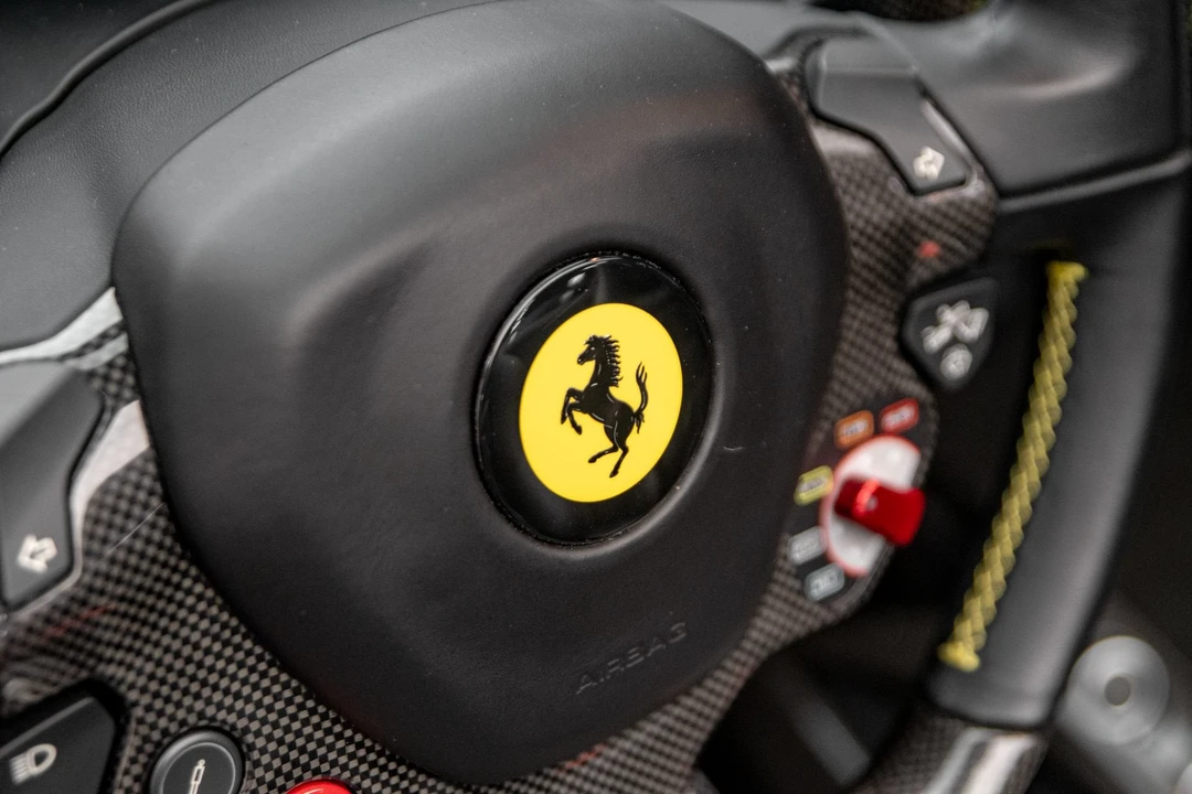 2017 Ferrari 488 Spider - Image 23 of 31