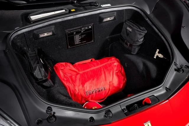 2017 Ferrari 488 Spider - Image 17 of 31