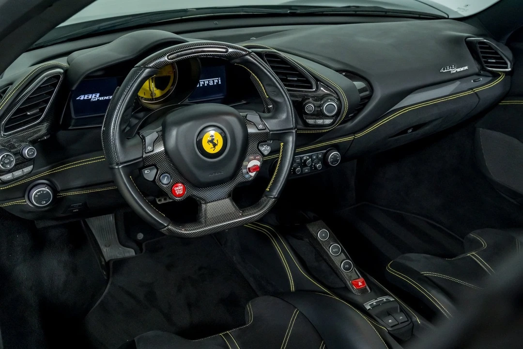 2017 Ferrari 488 Spider - Image 27 of 31