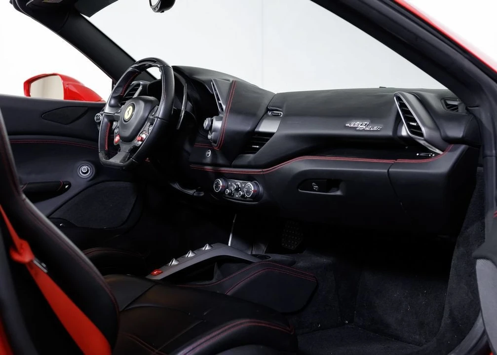 2017 Ferrari 488 Spider - Image 25 of 31