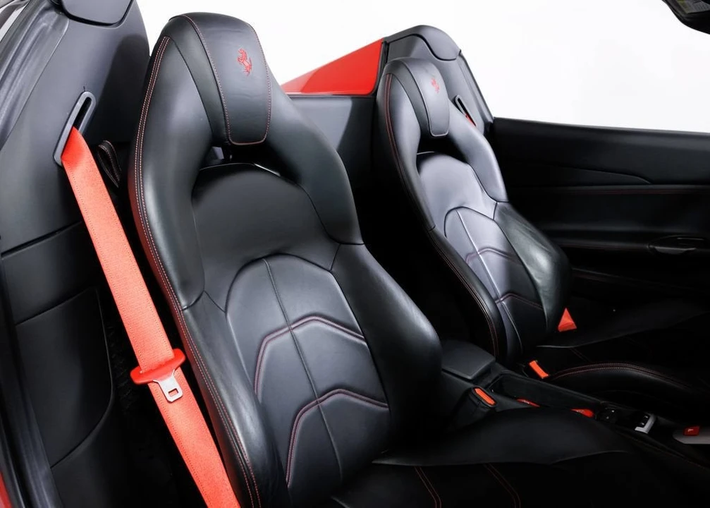 2017 Ferrari 488 Spider - Image 21 of 31