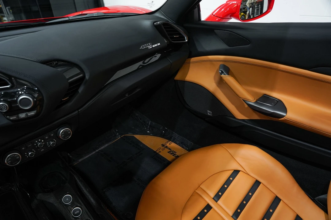 2017 Ferrari 488 Spider - Image 14 of 31