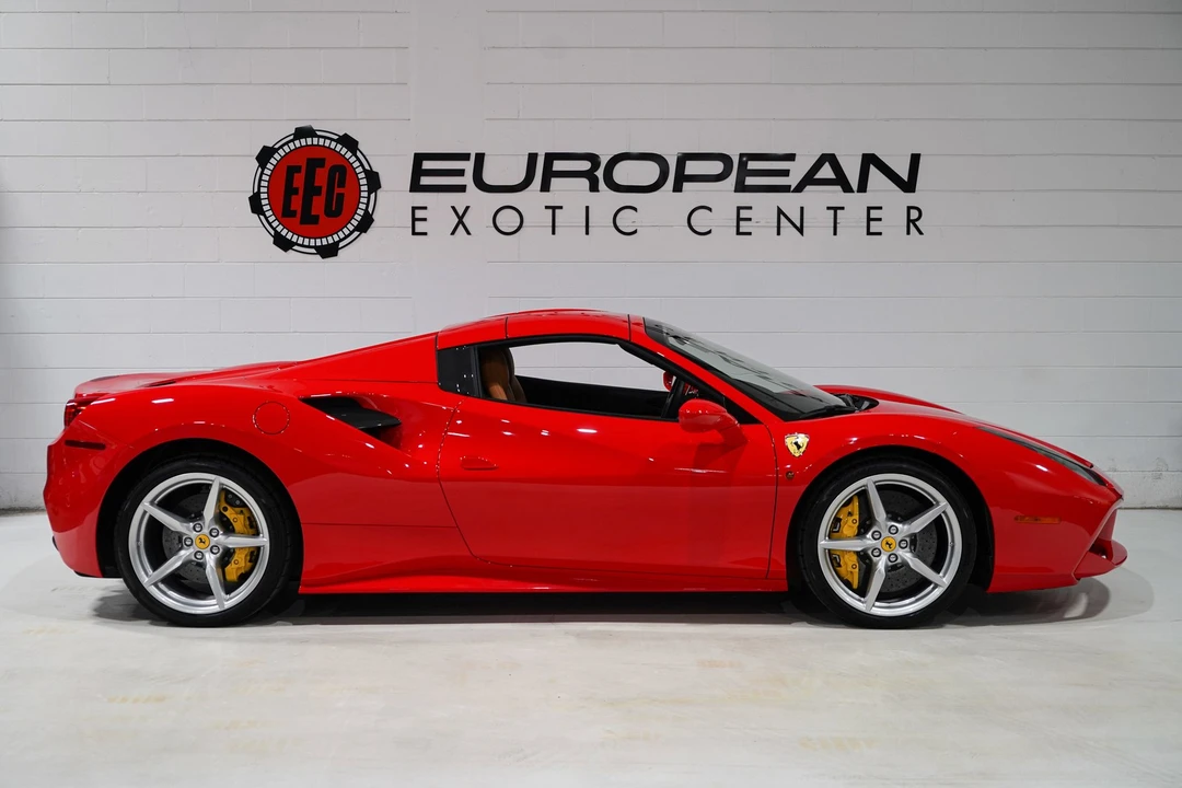 2017 Ferrari 488 Spider - Image 8 of 31