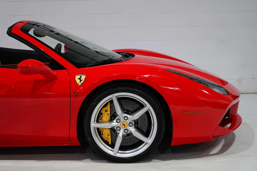 2017 Ferrari 488 Spider - Image 22 of 31