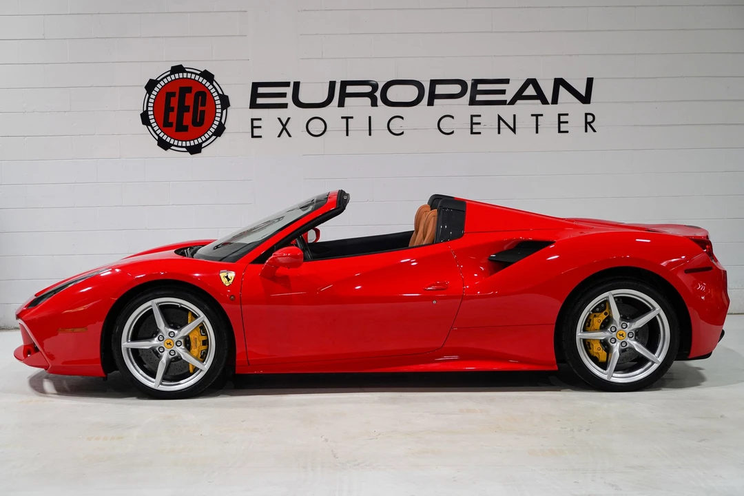 2017 Ferrari 488 Spider - Image 7 of 31