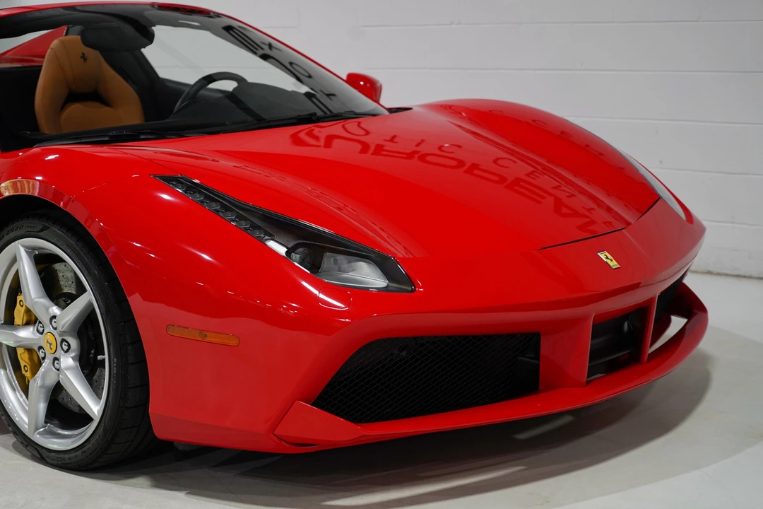 2017 Ferrari 488 Spider - Image 23 of 31