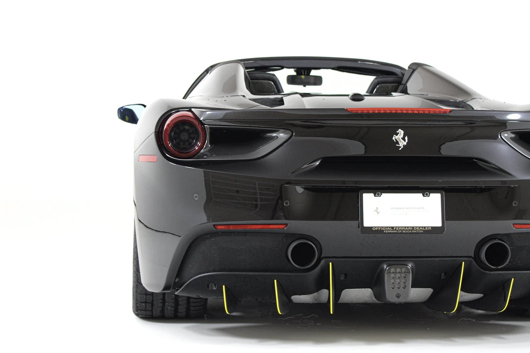 2017 Ferrari 488 Spider - Image 24 of 31