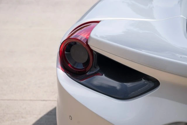 2017 Ferrari 488 Spider - Image 21 of 31