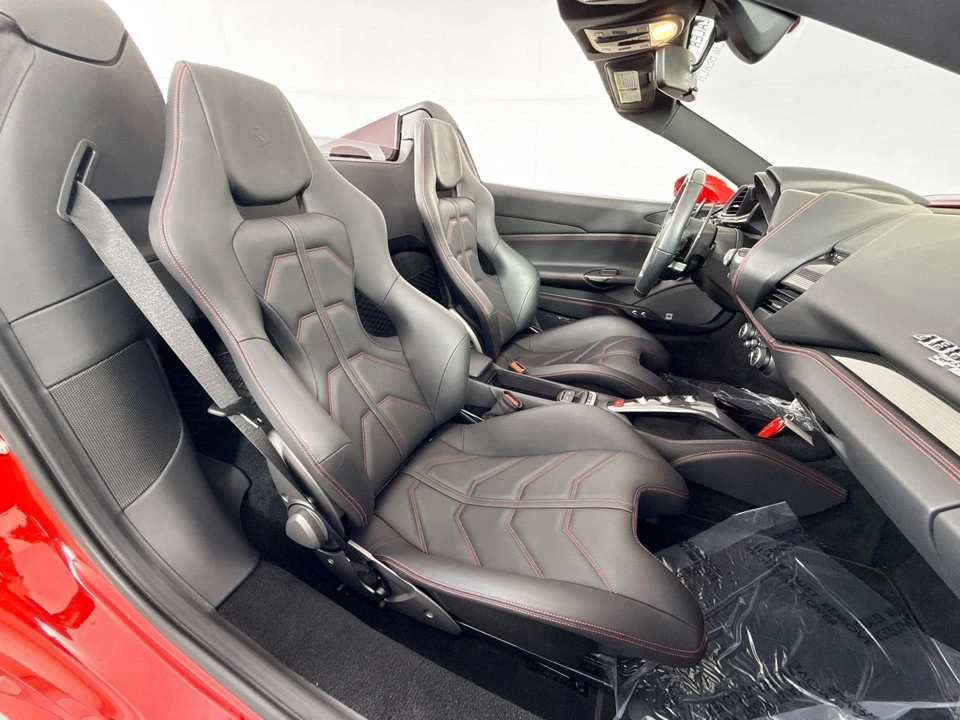 2017 Ferrari 488 Spider - Image 21 of 29