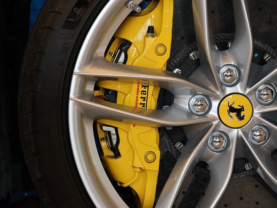 2017 Ferrari 488 Spider - Image 11 of 31