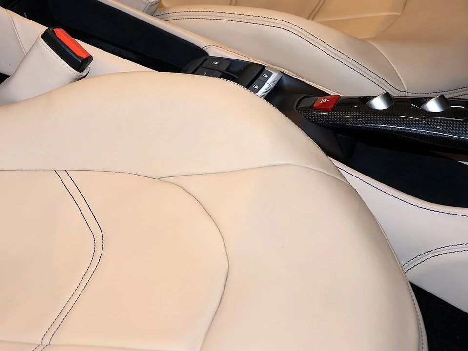 2017 Ferrari 488 Spider - Image 29 of 31