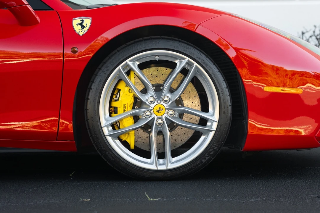 2017 Ferrari 488 Spider - Image 9 of 21