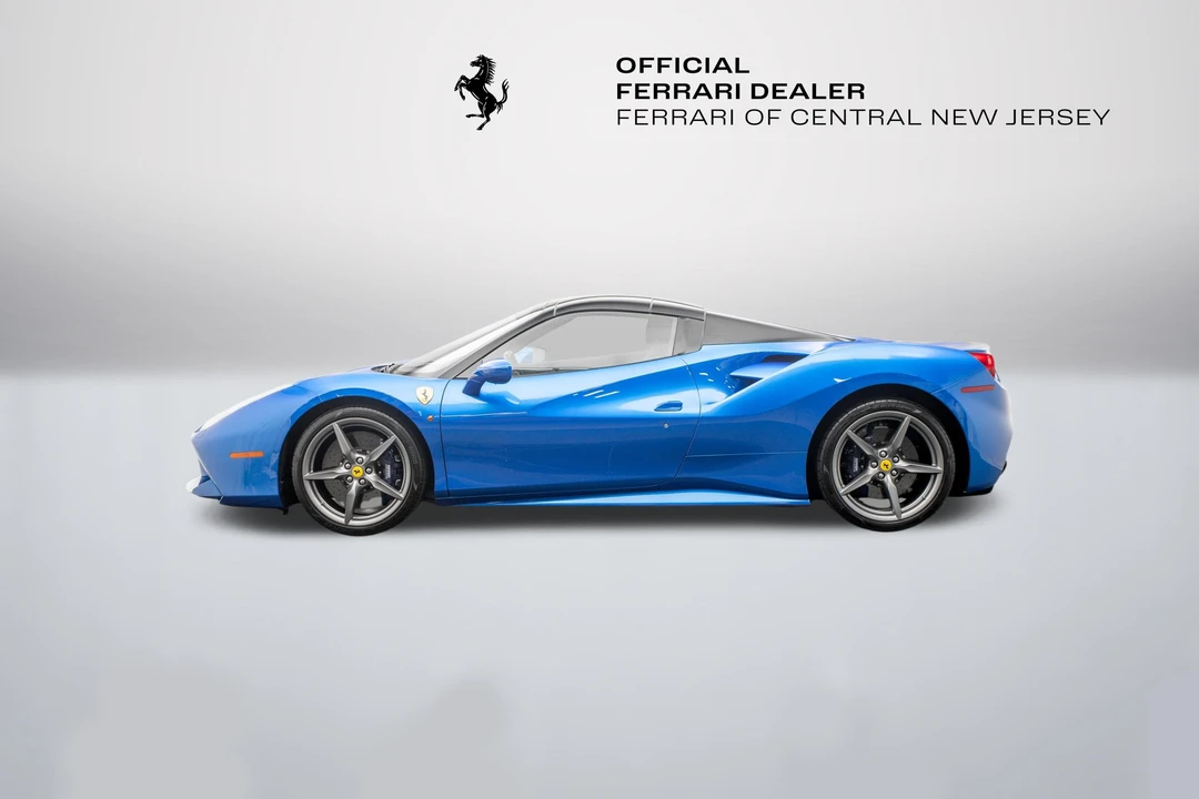 2017 Ferrari 488 Spider - Image 15 of 31