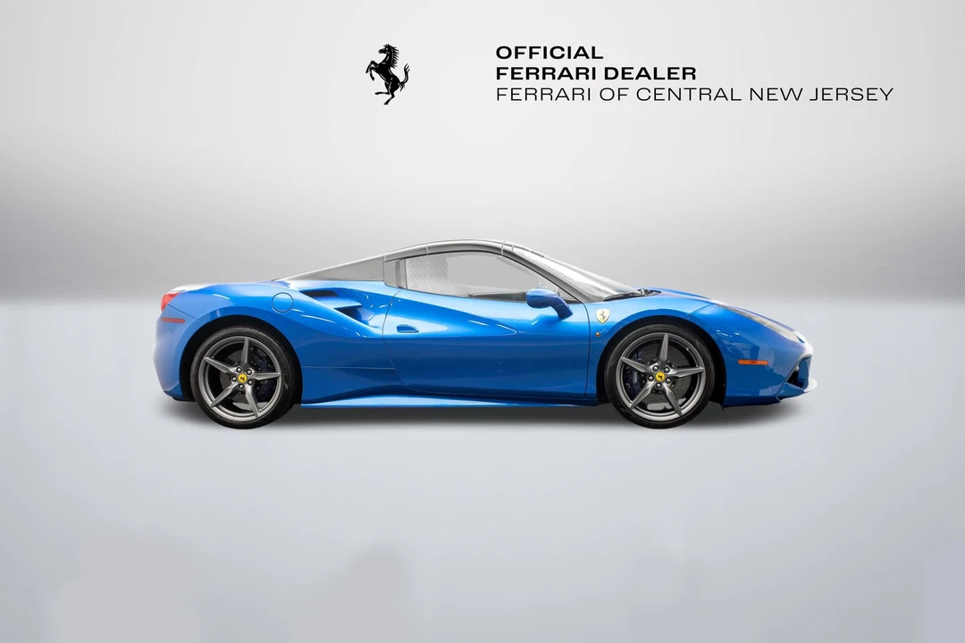 2017 Ferrari 488 Spider - Image 11 of 31