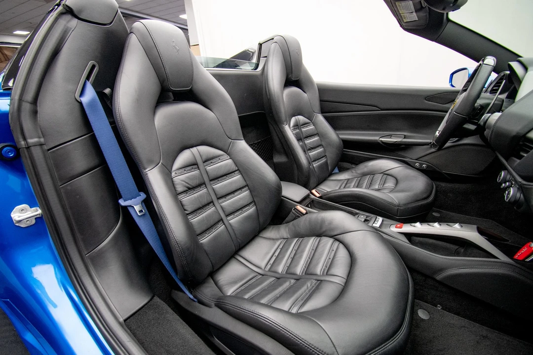 2017 Ferrari 488 Spider - Image 22 of 31