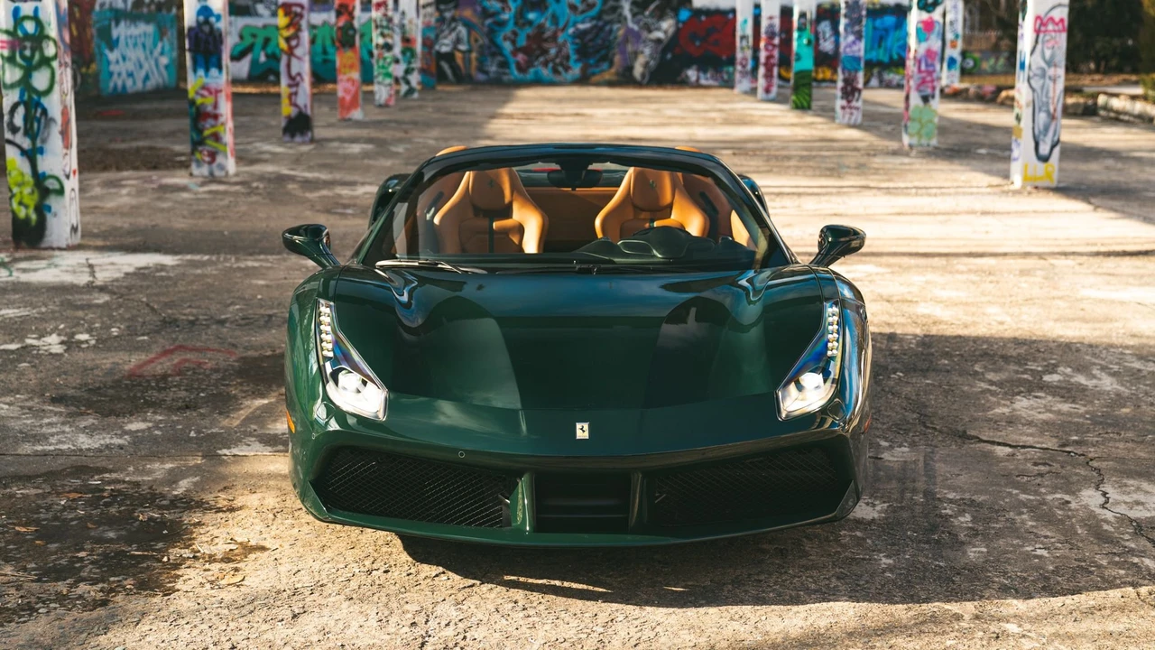 2017 Ferrari 488 Spider - Image 23 of 31
