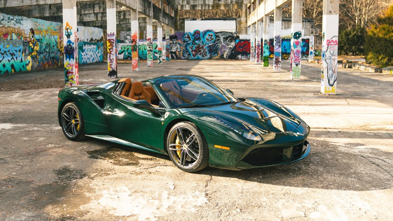 2017 Ferrari 488 Spider - Image 17 of 31