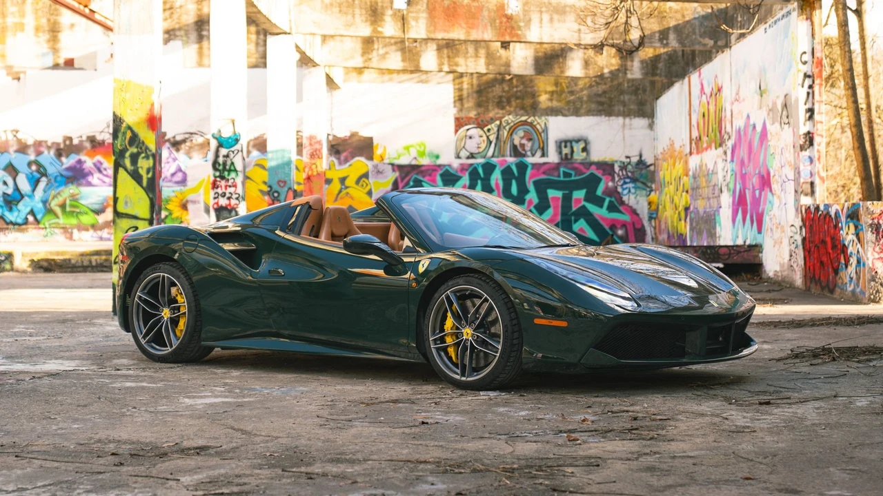 2017 Ferrari 488 Spider - Image 20 of 31
