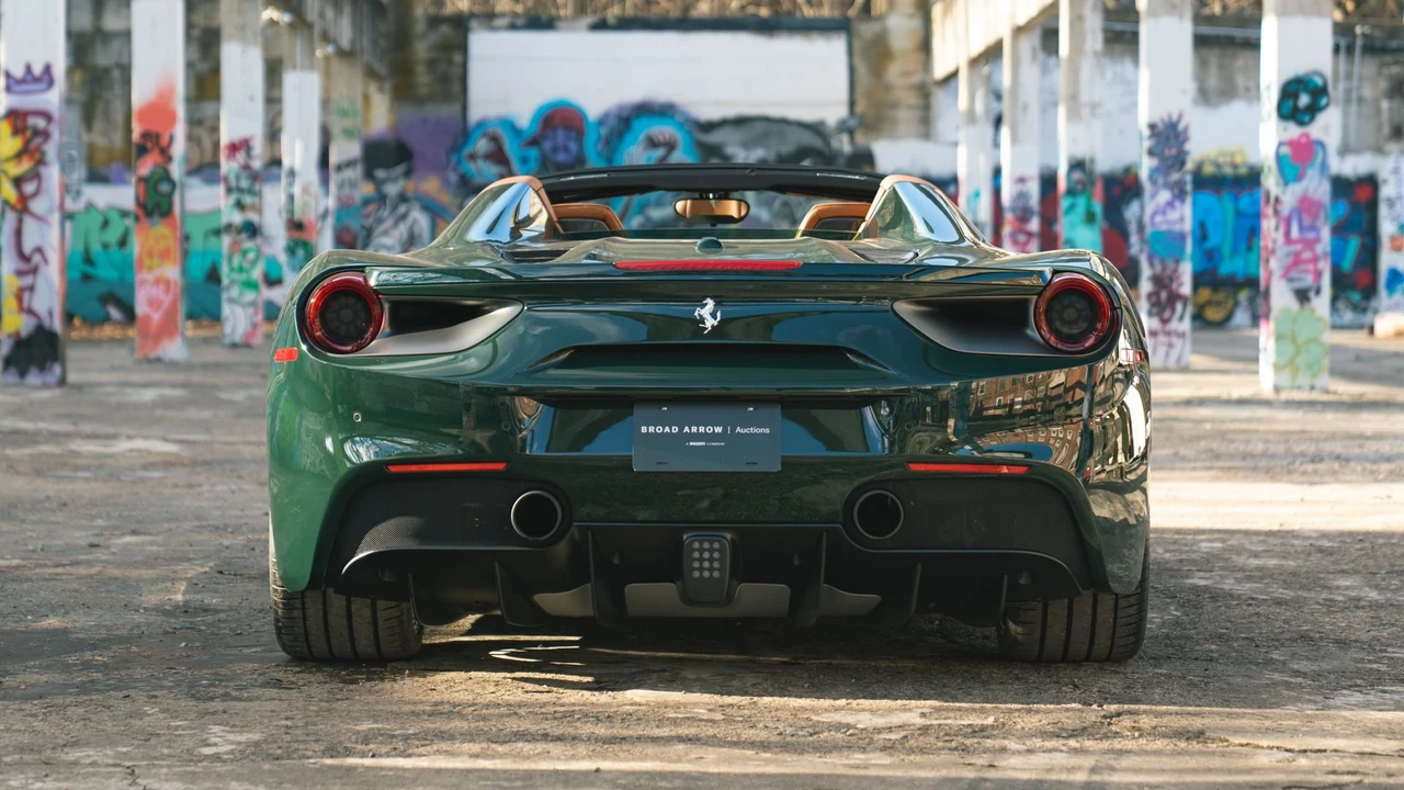 2017 Ferrari 488 Spider - Image 2 of 31