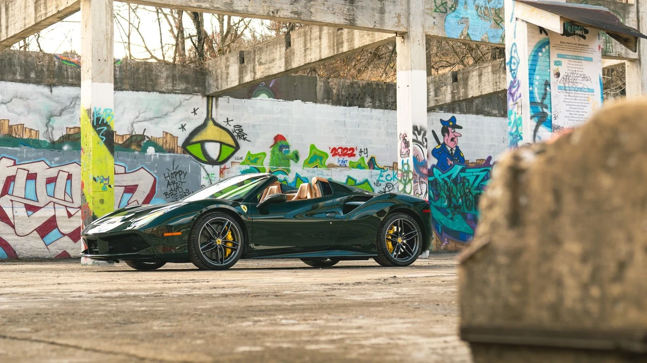 2017 Ferrari 488 Spider - Image 14 of 31