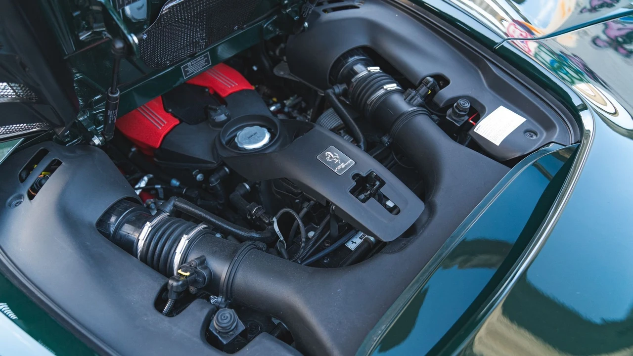 2017 Ferrari 488 Spider - Image 10 of 31