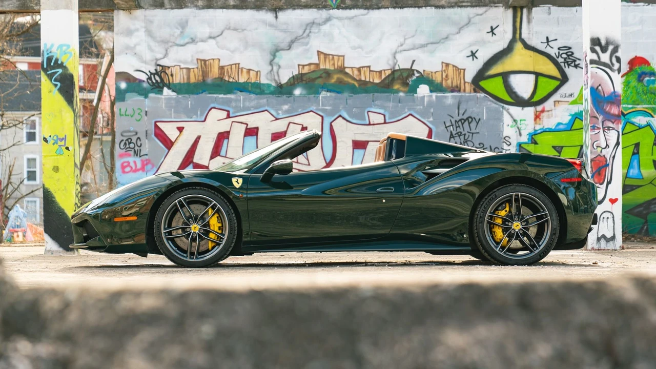 2017 Ferrari 488 Spider - Image 6 of 31