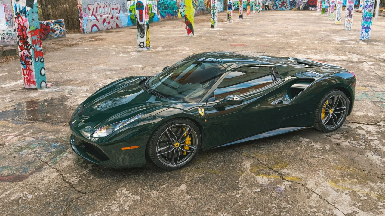 2017 Ferrari 488 Spider - Image 9 of 31