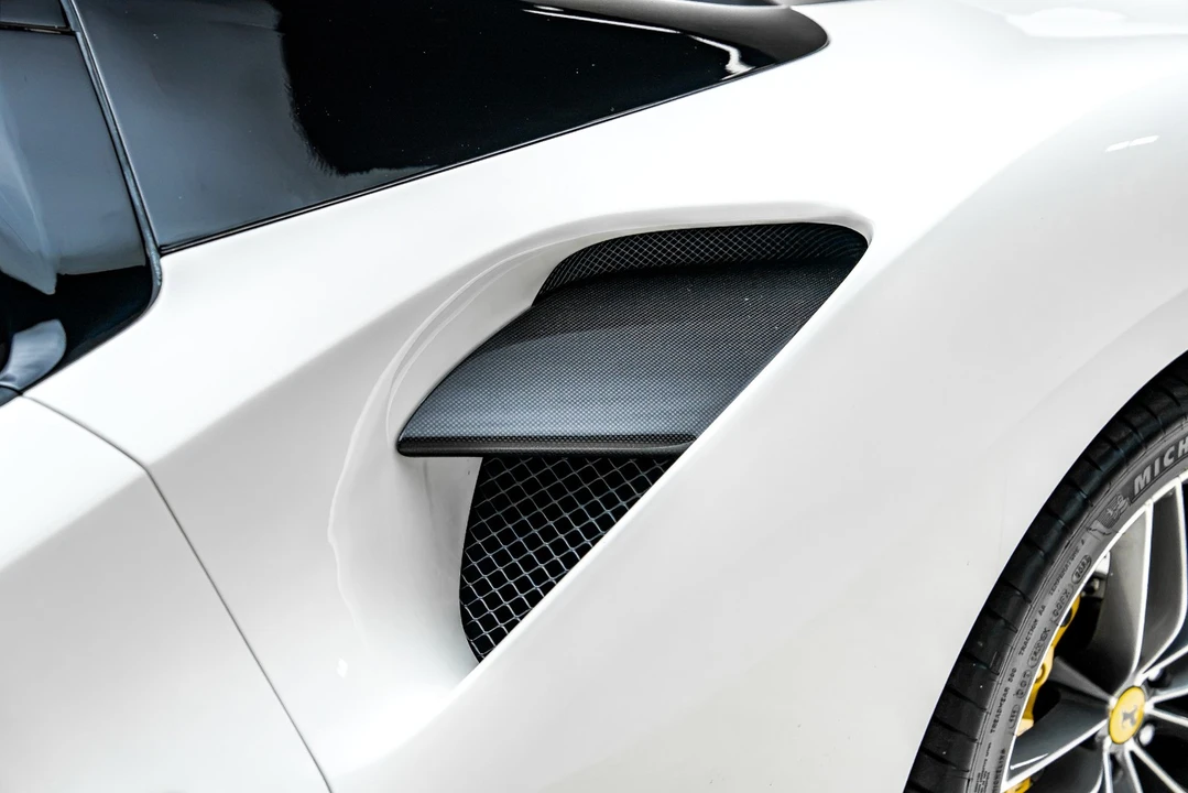 2017 Ferrari 488 Spider - Image 26 of 31