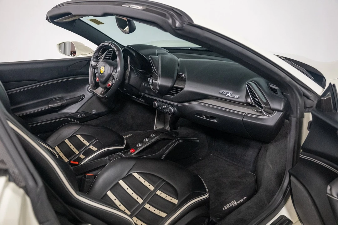 2017 Ferrari 488 Spider - Image 31 of 31