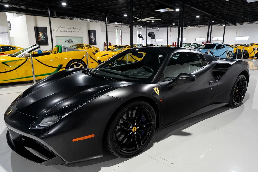 2017 Ferrari 488 - Image 11 of 31