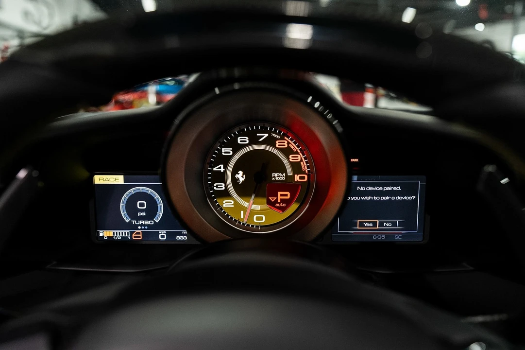 2017 Ferrari 488 - Image 21 of 31