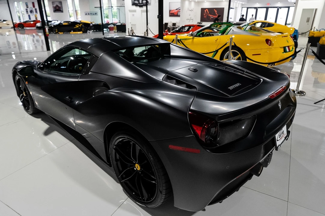 2017 Ferrari 488 - Image 13 of 31