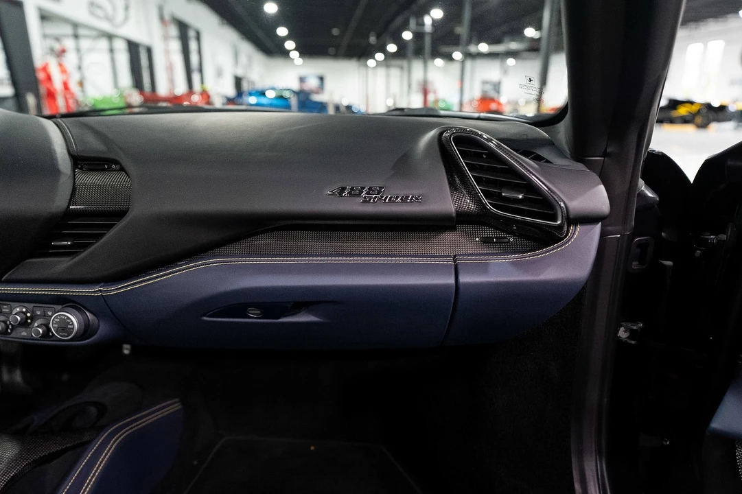2017 Ferrari 488 - Image 30 of 31