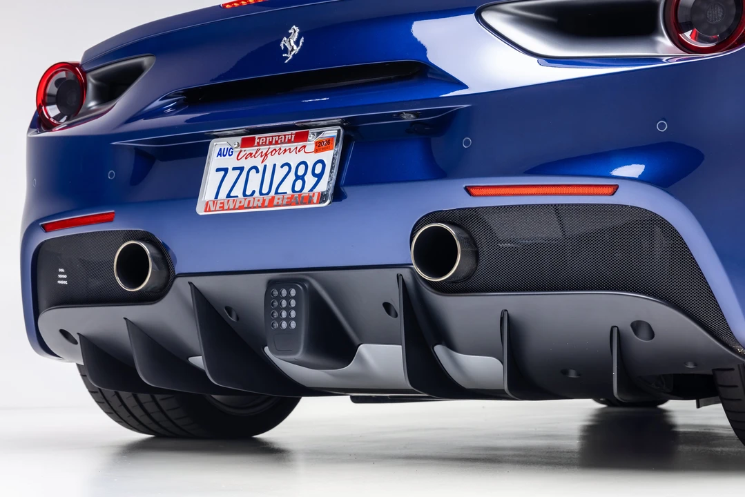 2017 Ferrari 488 Spider - Image 18 of 31