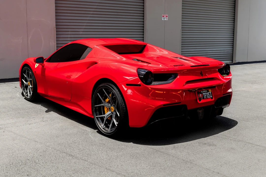 2017 Ferrari 488 Spider - Image 10 of 31